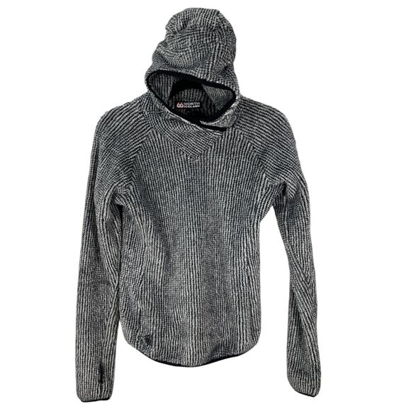66 North Iceland Mosfell Women’s Hooded Sweater Grey Black Size Small - Picture 1 of 6
